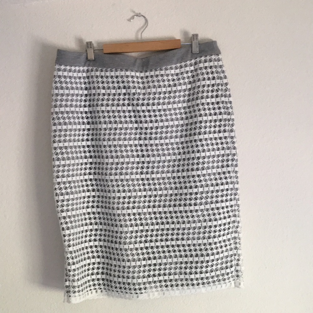 Calvin Klein Gray & White Skirt